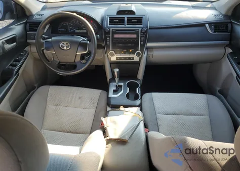 2012 Toyota Camry Base z USA, uszkodzony, nr VIN 4T1BF1FK1CU581619